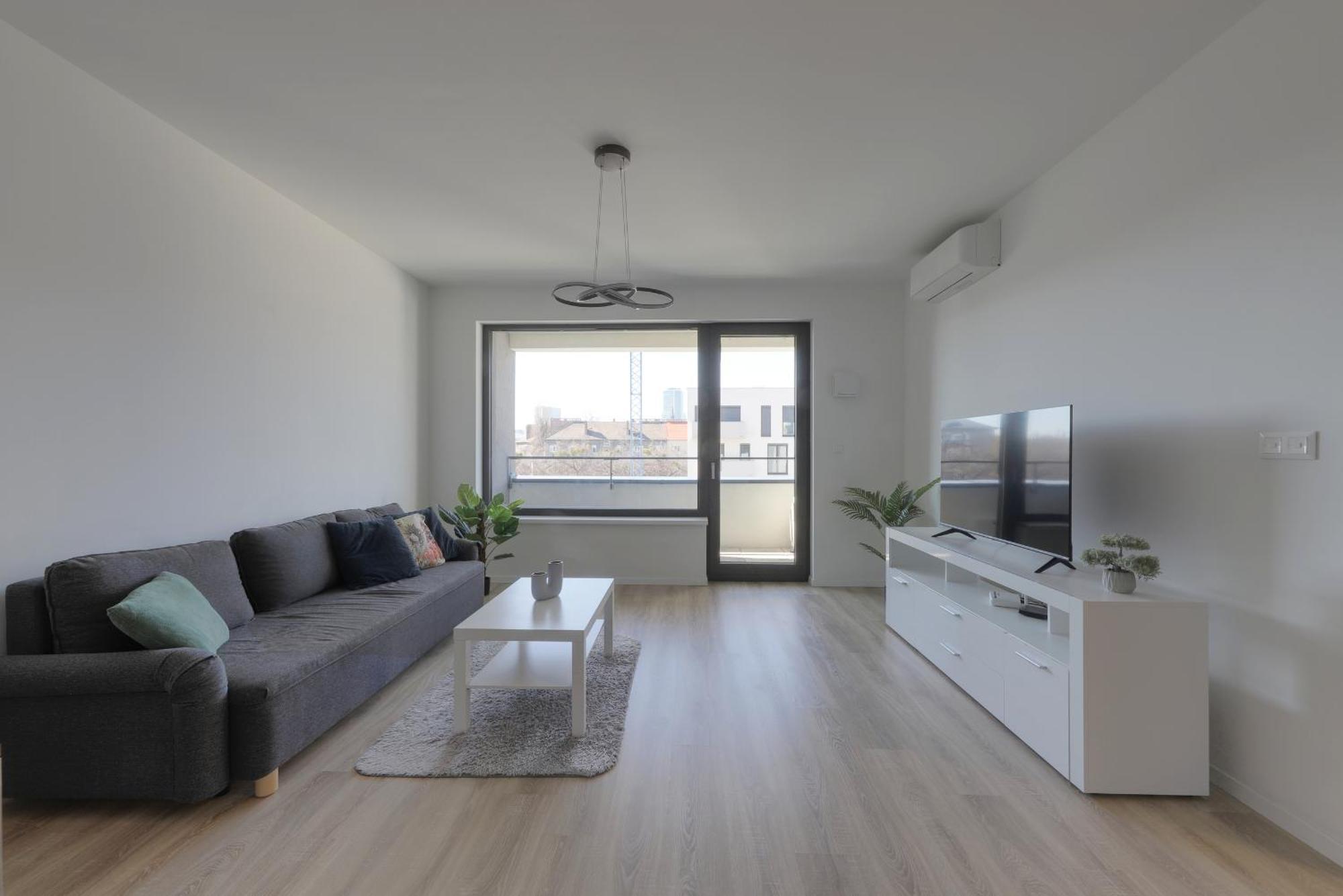 Bazova With Free Parking Apartament *